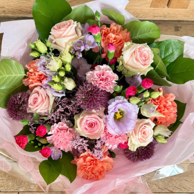 Out of this World - Looking for that ultimate gift that's out of this world!? Look no further. This fabulous hand-tied of the finest and freshest blooms is all you need to make a lasting impression...